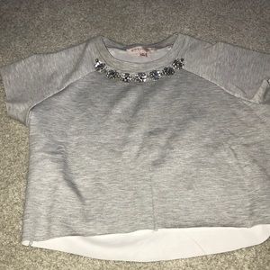 Selling a soft crop tee, with jewels